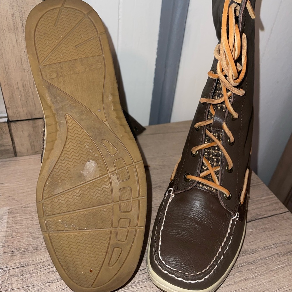 Worn Dark Brown Sperry Size 8 - image 2